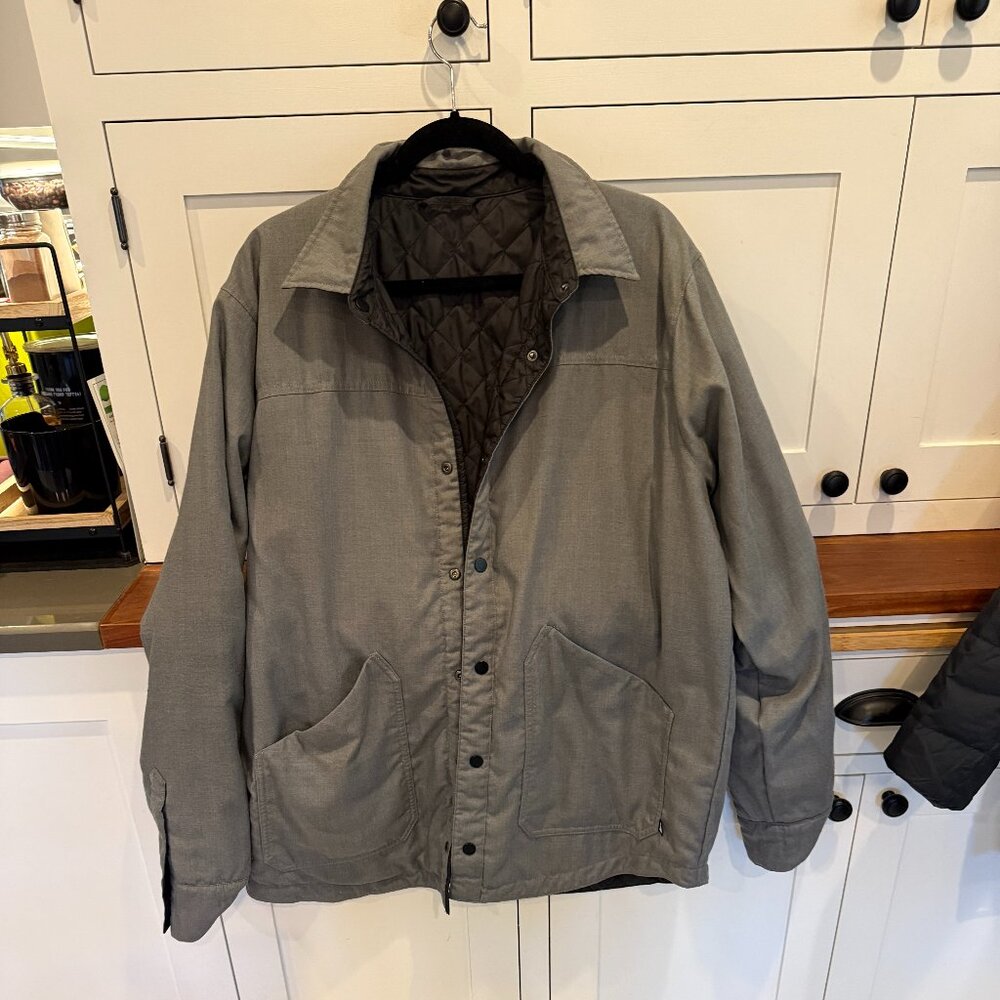 North Face Reversible Shacket- Like New - image 2